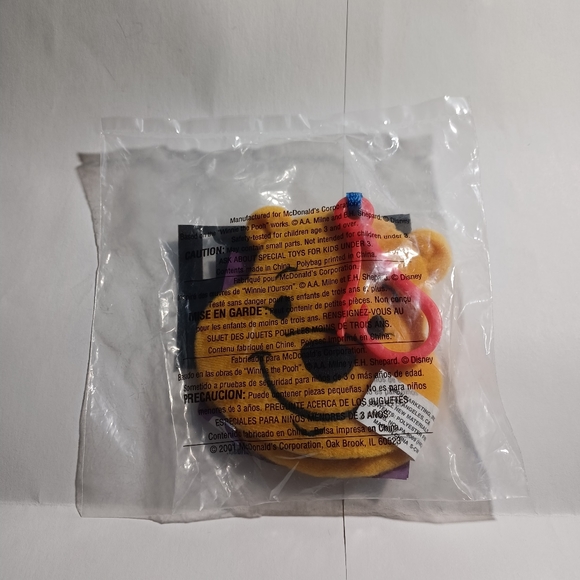 Winnie The Pooh McDonald's Happy Meal Toy No. 1 -Pooh Message Pad -2001 - Picture 6 of 7